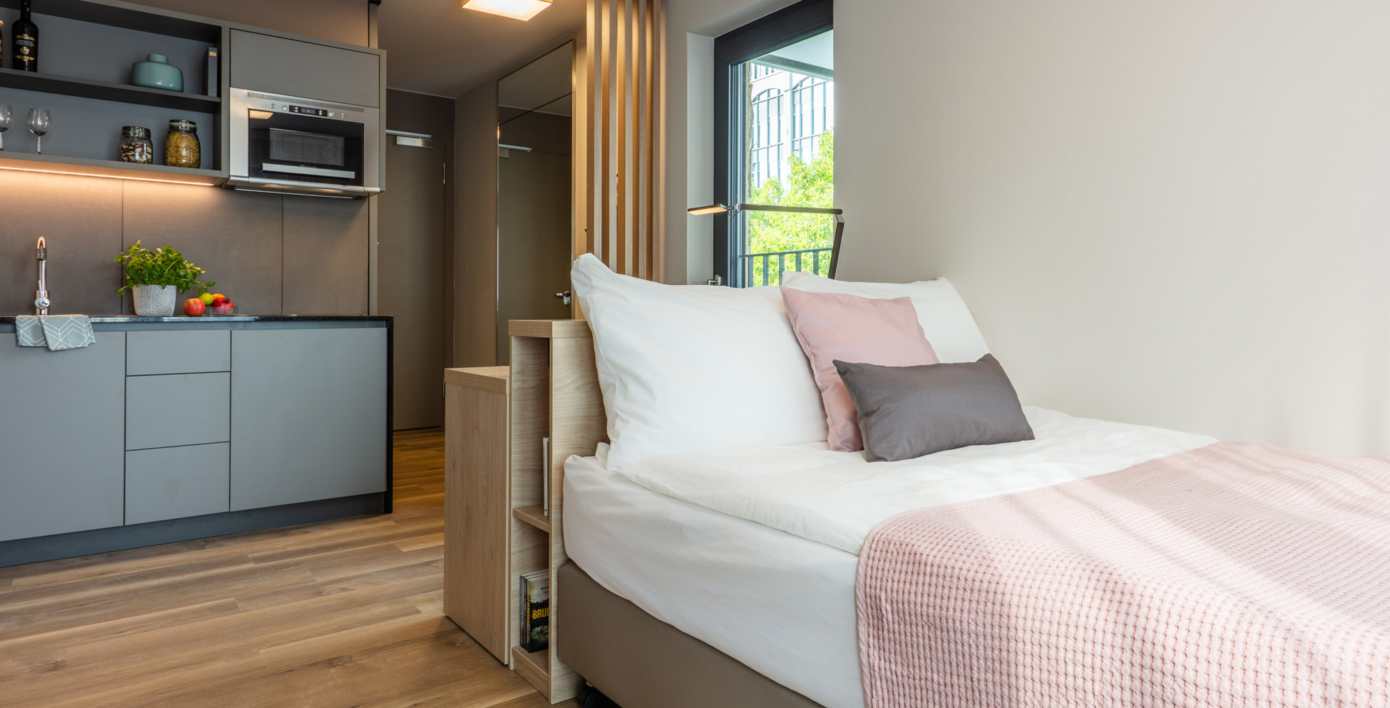 Canvas Living Sep22 2048Px Web 5 (1)